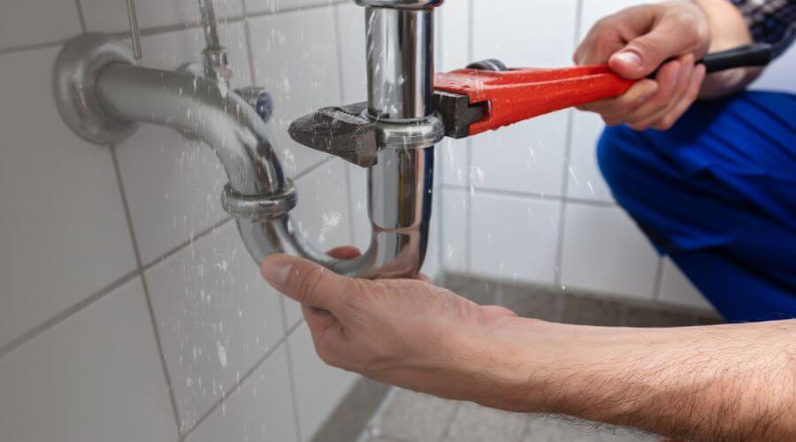 Expert burst pipe repair services in Alexander, KS